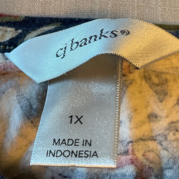 Chic Paisley Women's Blouse - Picture 5 of 7